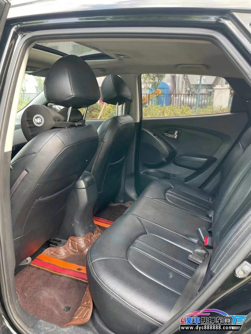 17年现代ix35SUV抵押车出售