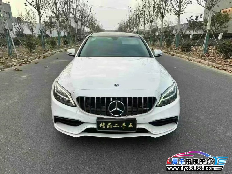 21年奔驰C轿车抵押车出售