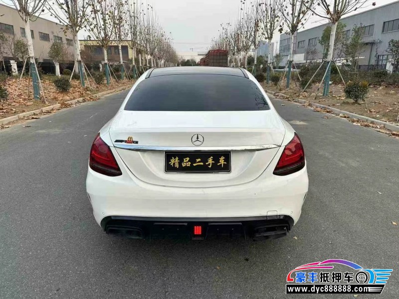 21年奔驰C轿车抵押车出售