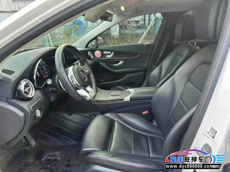 21年奔驰C轿车抵押车出售