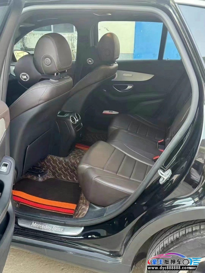20年奔驰GLC(进口)轿车抵押车出售