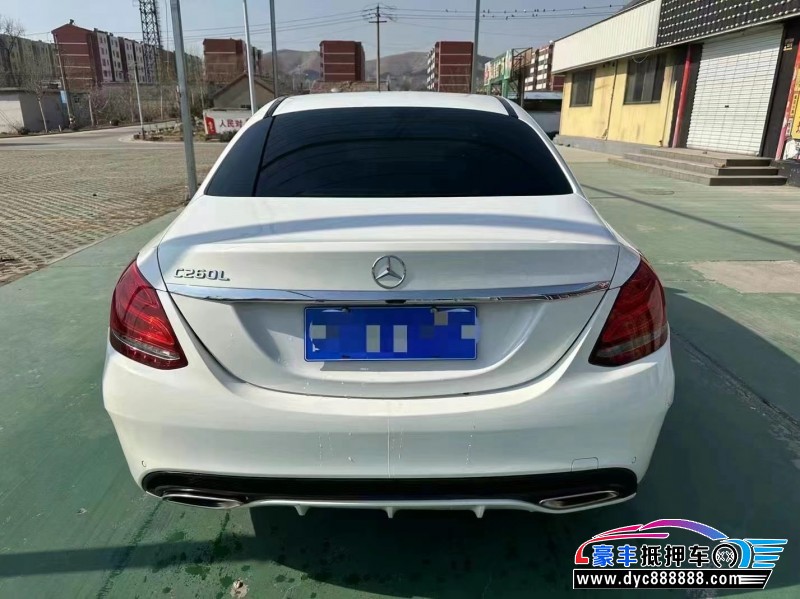 17年奔驰C轿车抵押车出售