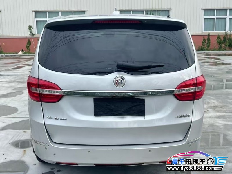 16年别克GL8轿车抵押车出售
