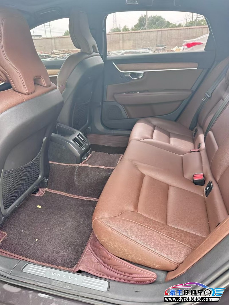 20年沃尔沃S90轿车抵押车出售