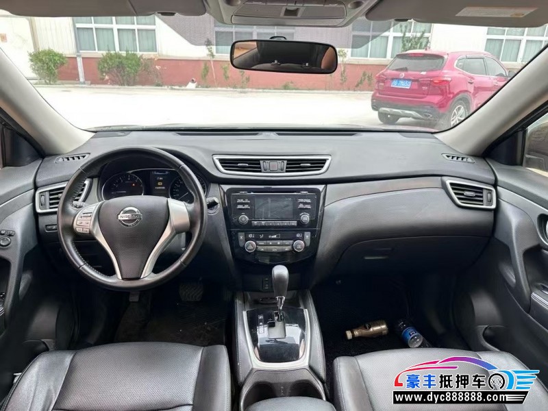 17年日产奇骏轿车抵押车出售