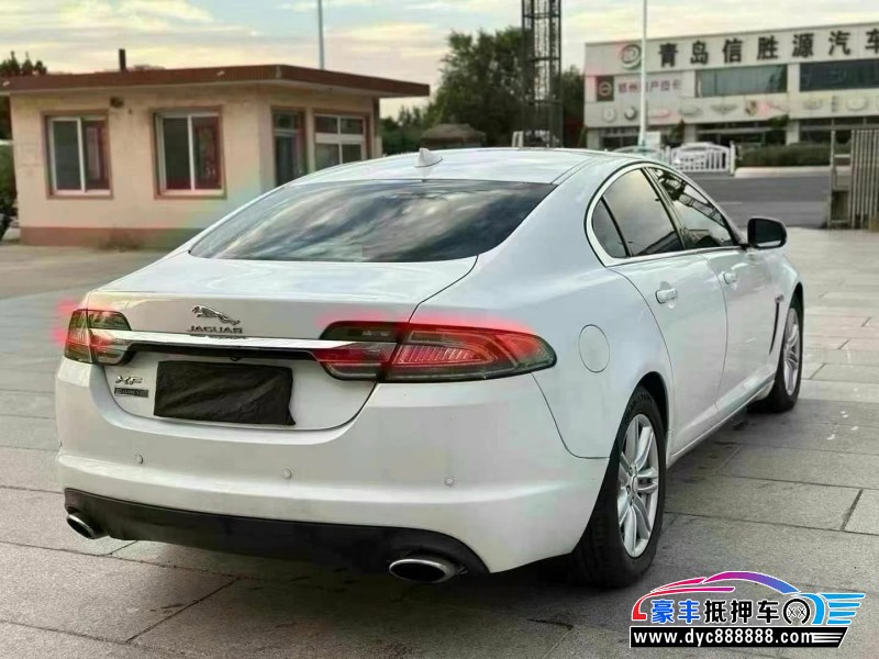 15年捷豹XF轿车抵押车出售