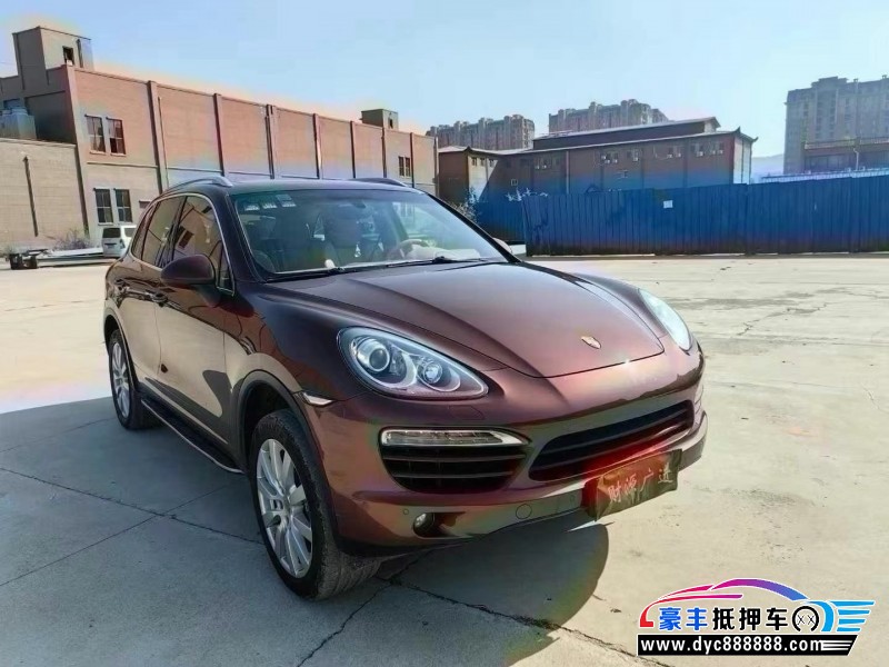 13年保时捷卡宴轿车抵押车出售