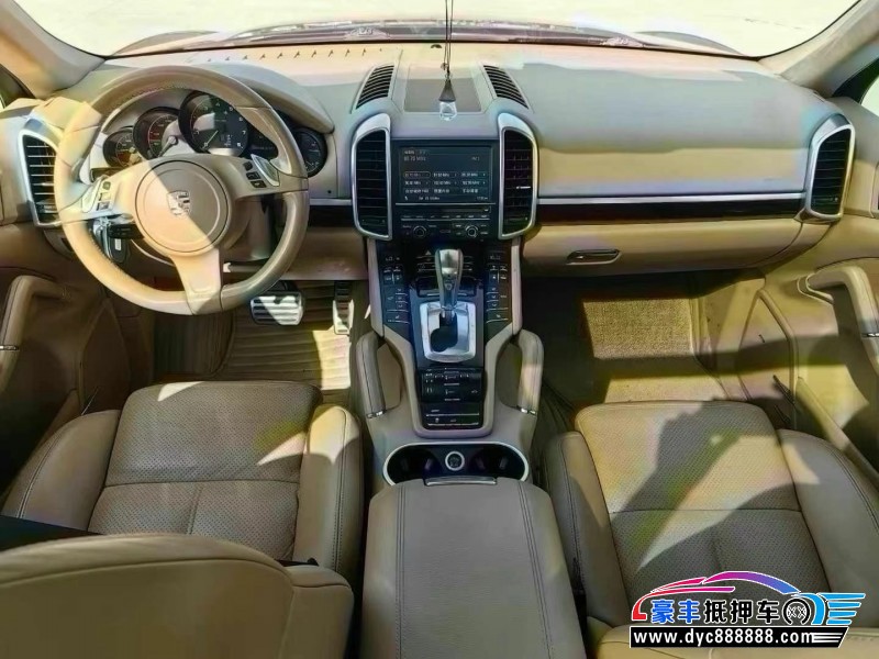 13年保时捷卡宴轿车抵押车出售