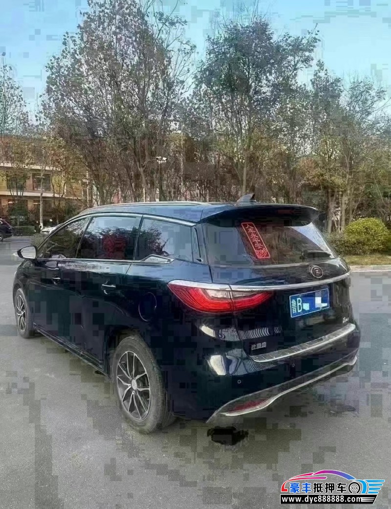 18年比亚迪宋轿车抵押车出售