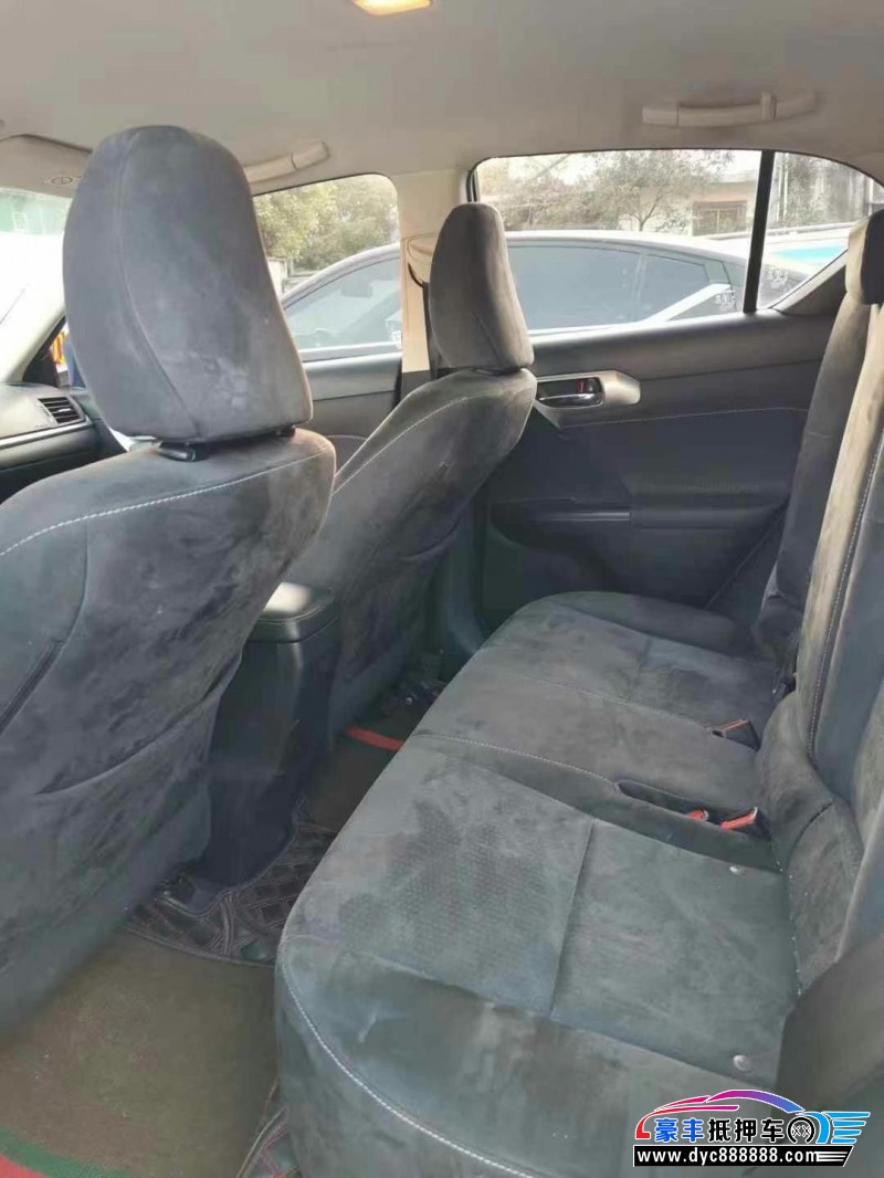 18年雷克萨斯CT轿车抵押车出售