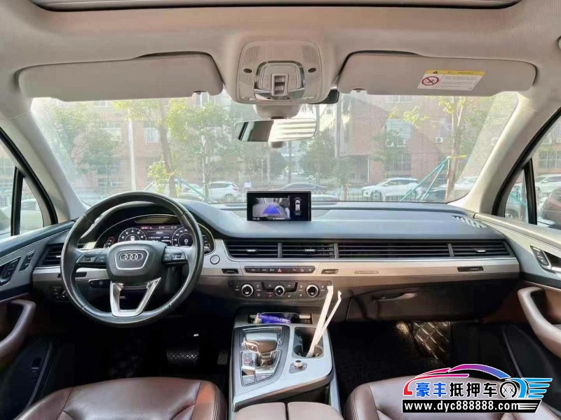 19年奥迪Q7轿车抵押车出售