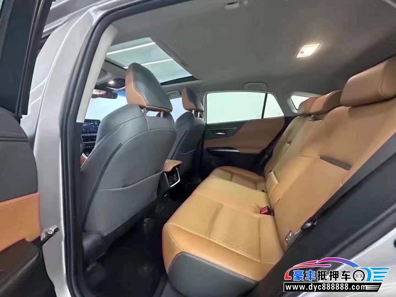 22年丰田威飒轿车抵押车出售