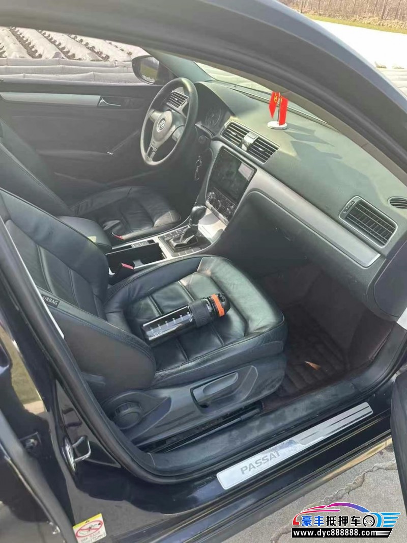 12年大众帕萨特轿车抵押车出售