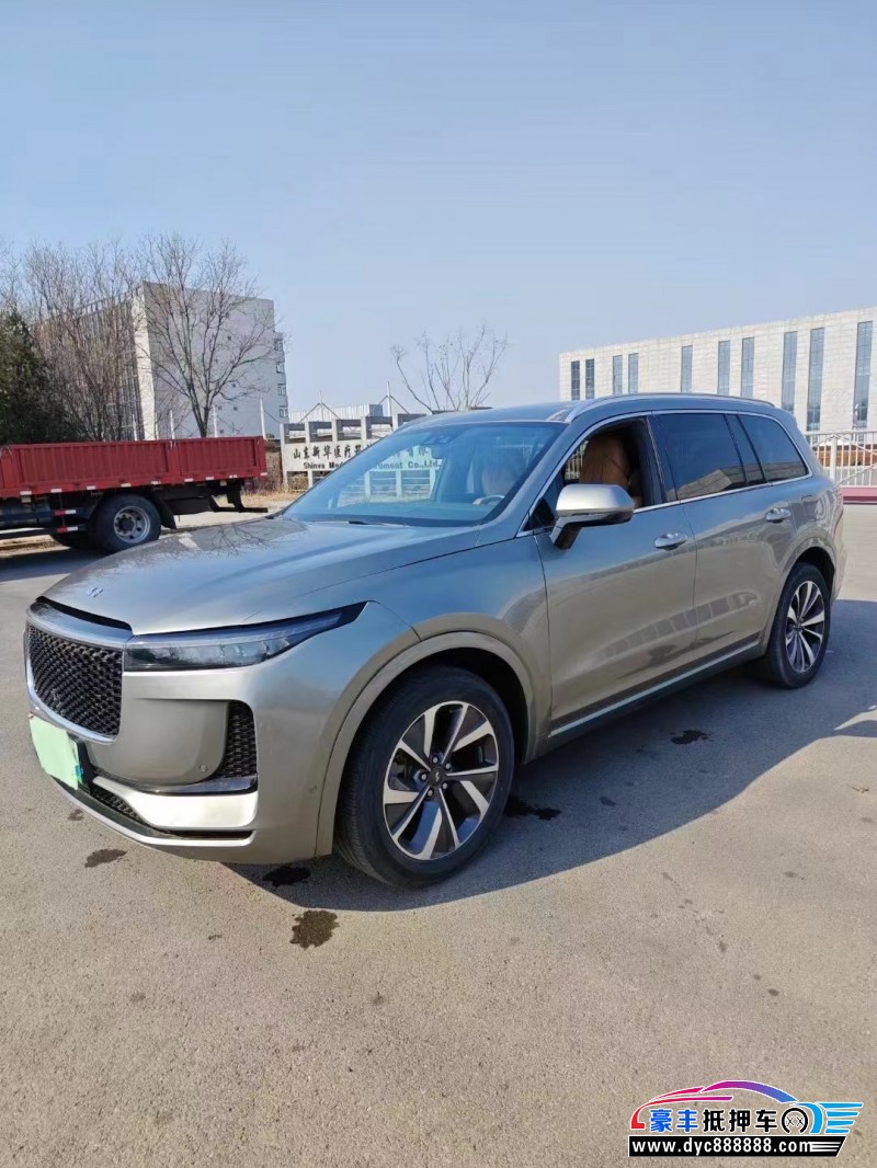 21年理想ONE轿车抵押车出售