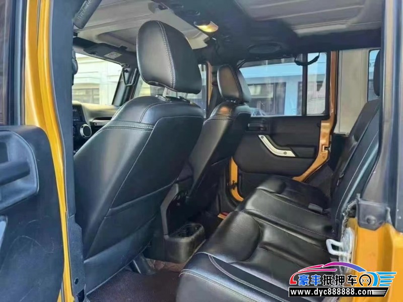 15年Jeep牧马人轿车抵押车出售