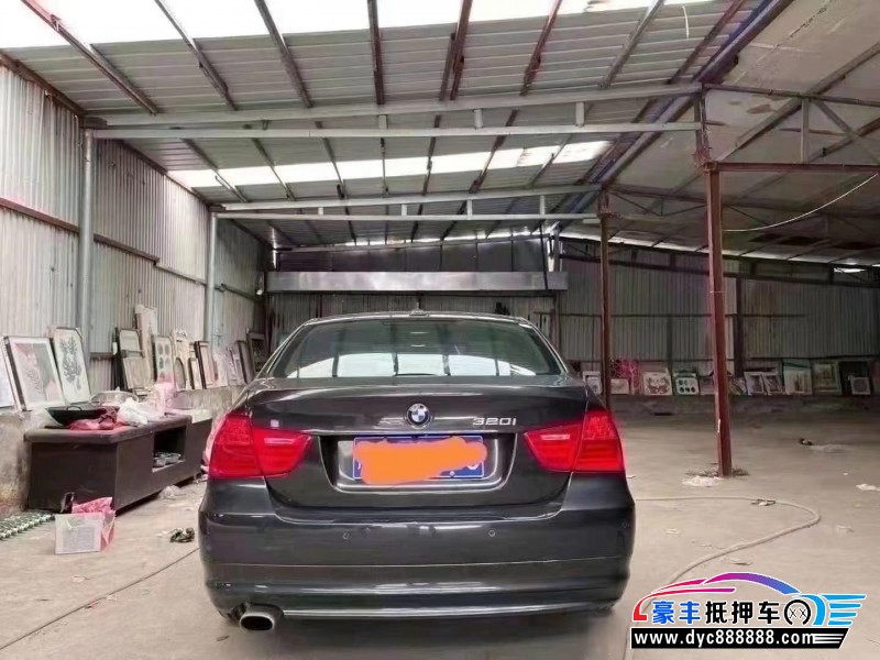 12年宝马3系轿车抵押车出售