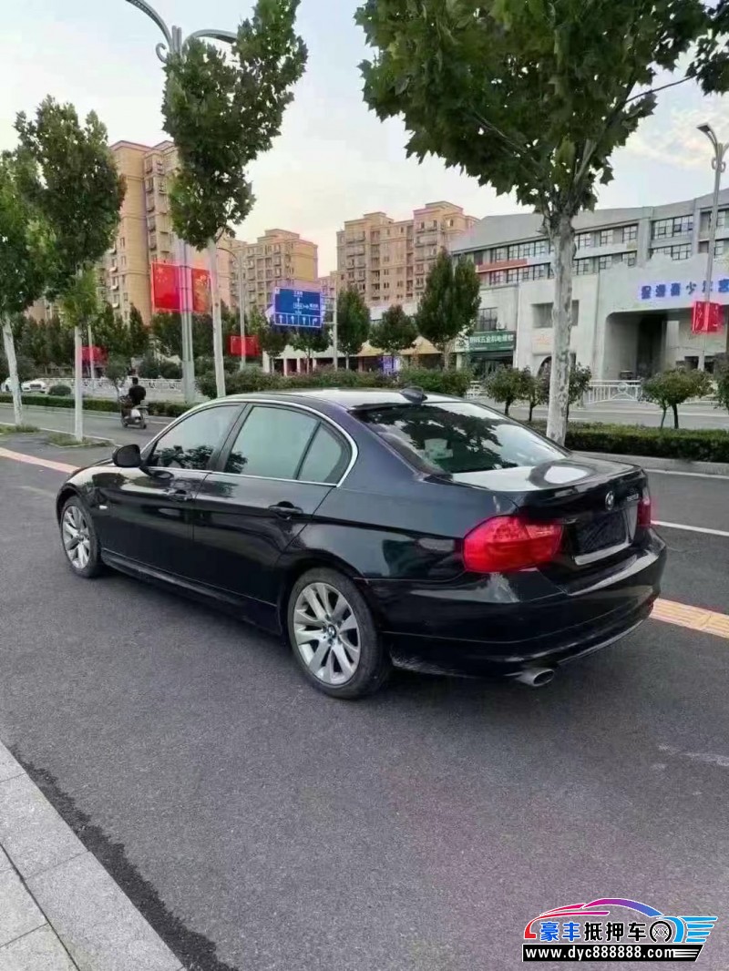 12年宝马3系轿车抵押车出售