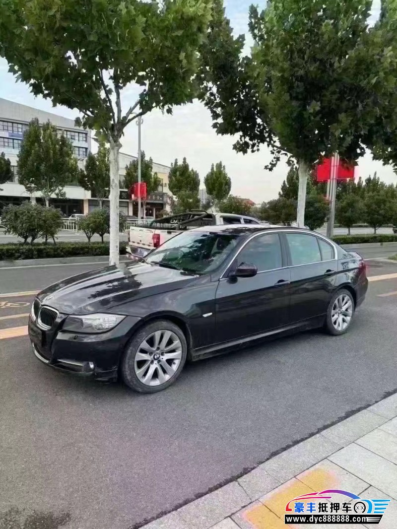 12年宝马3系轿车抵押车出售