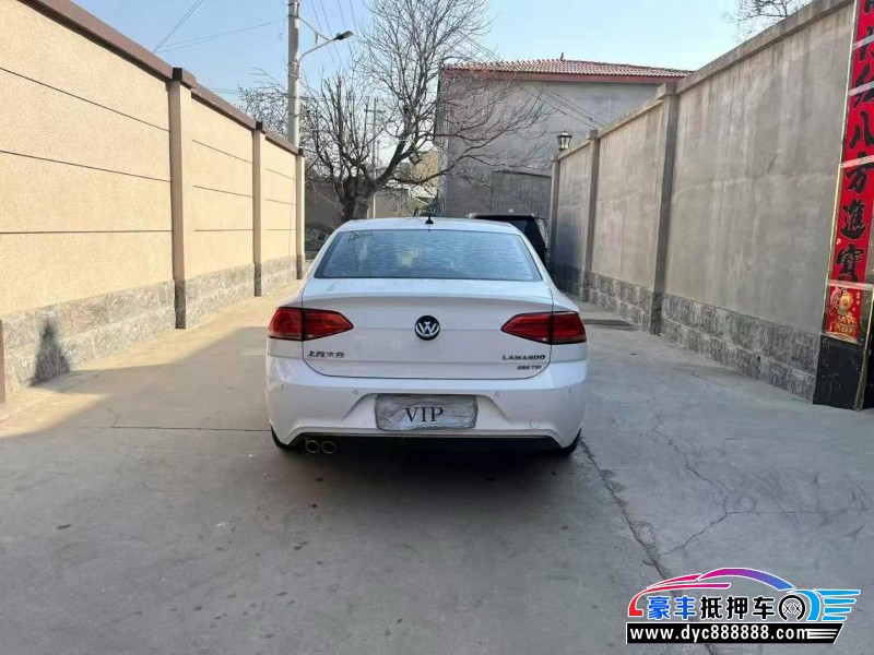 17年大众凌渡轿车抵押车出售