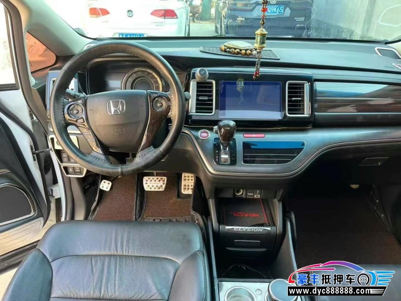 17年本田艾力绅轿车抵押车出售