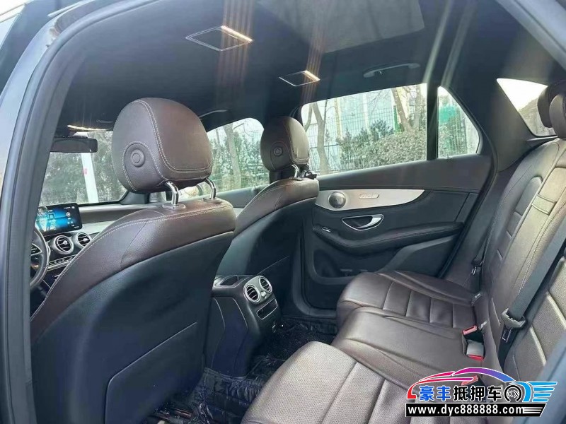 20年奔驰GLC轿车抵押车出售