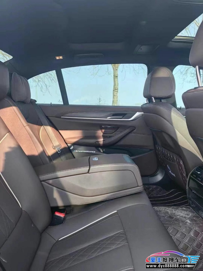 23年宝马5系轿车抵押车出售