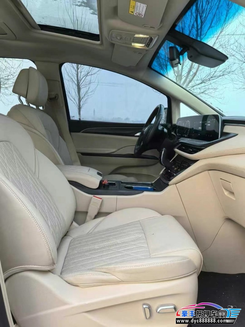 23年别克GL8轿车抵押车出售