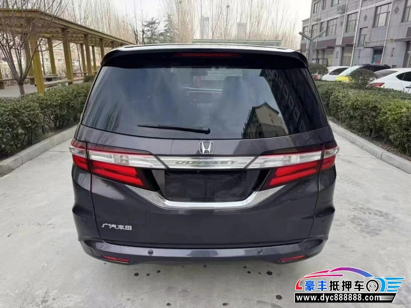 15年本田奥德赛轿车抵押车出售