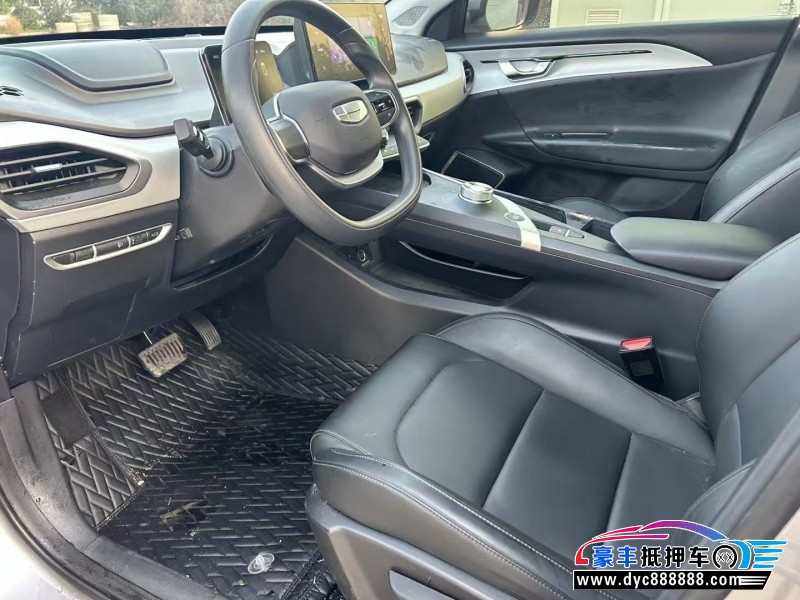 24年吉利几何轿车抵押车出售