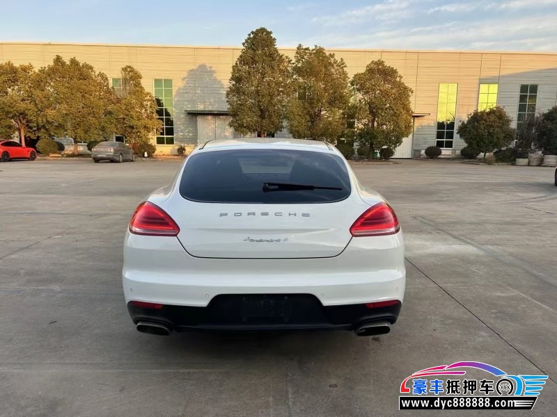 15年保时捷帕纳梅拉轿车抵押车出售