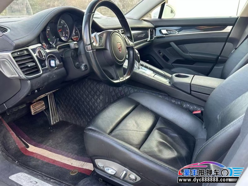 15年保时捷帕纳梅拉轿车抵押车出售