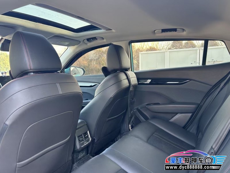 21年东风风神奕炫轿车抵押车出售