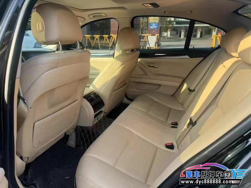 17年宝马5系轿车抵押车出售