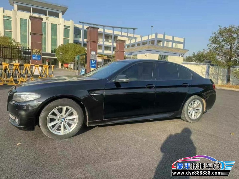 17年宝马5系轿车抵押车出售