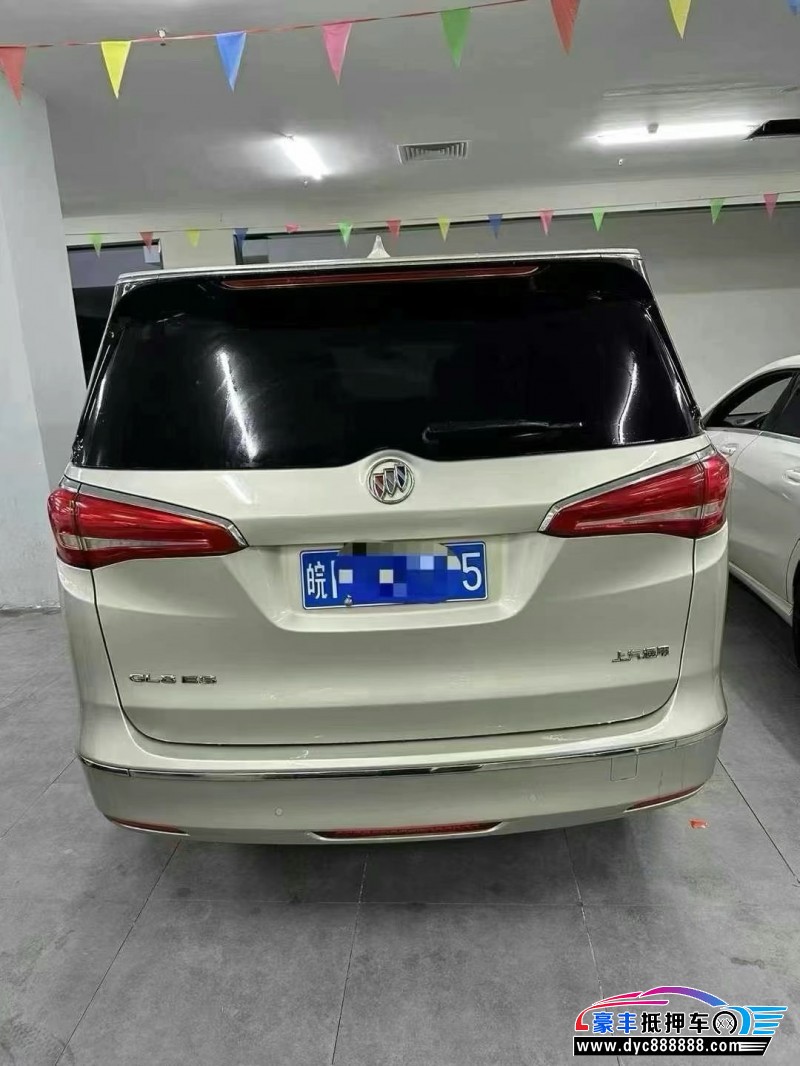 18年别克GL8轿车抵押车出售