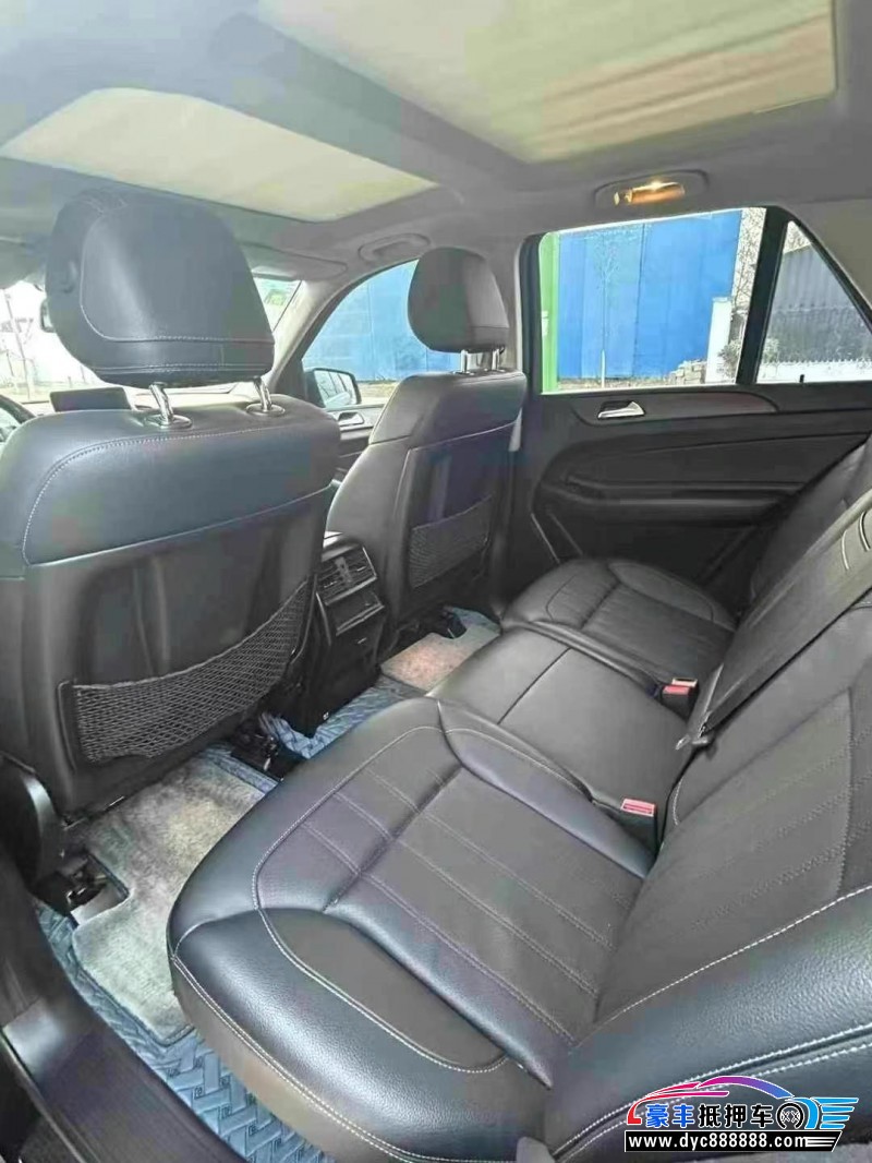 17年奔驰GLE轿车抵押车出售