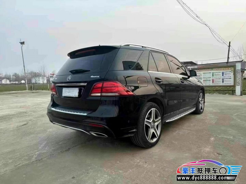 17年奔驰GLE轿车抵押车出售