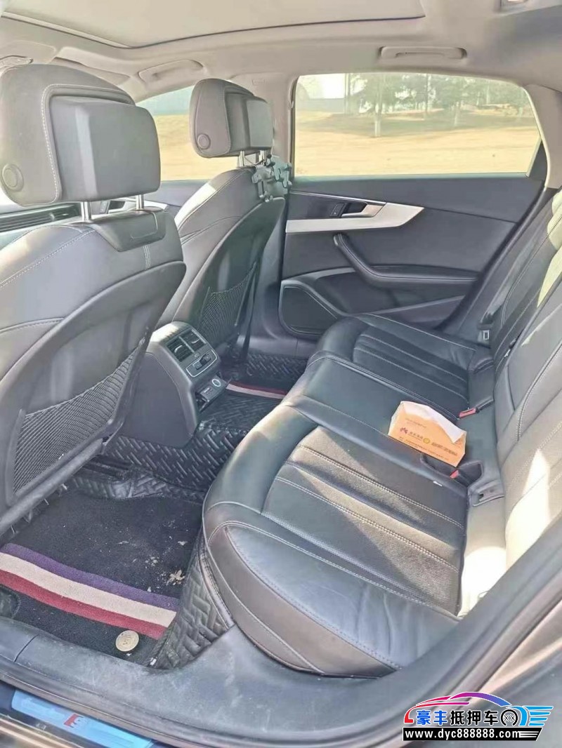 22年奥迪A4L轿车抵押车出售