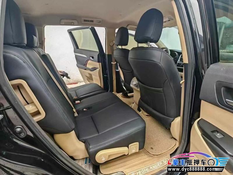 15年丰田汉兰达轿车抵押车出售