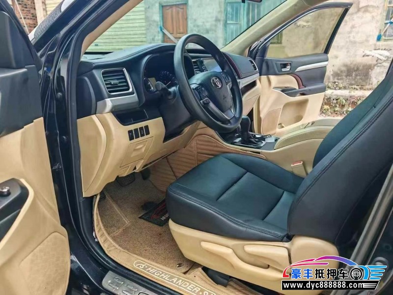 15年丰田汉兰达轿车抵押车出售