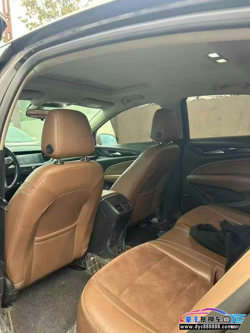 19年别克君威轿车抵押车出售