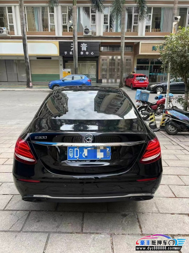 20年奔驰E轿车抵押车出售