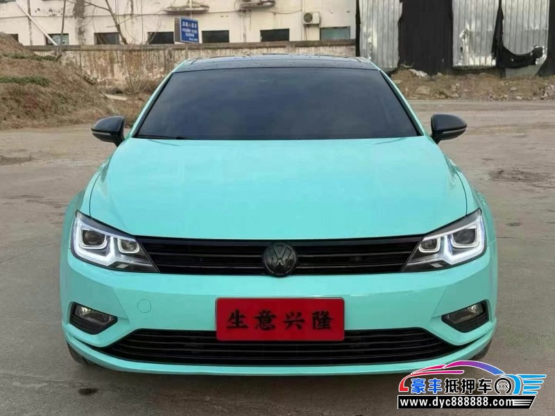 15年大众凌渡轿车抵押车出售