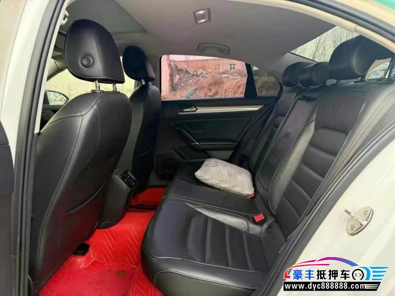 15年大众凌渡轿车抵押车出售