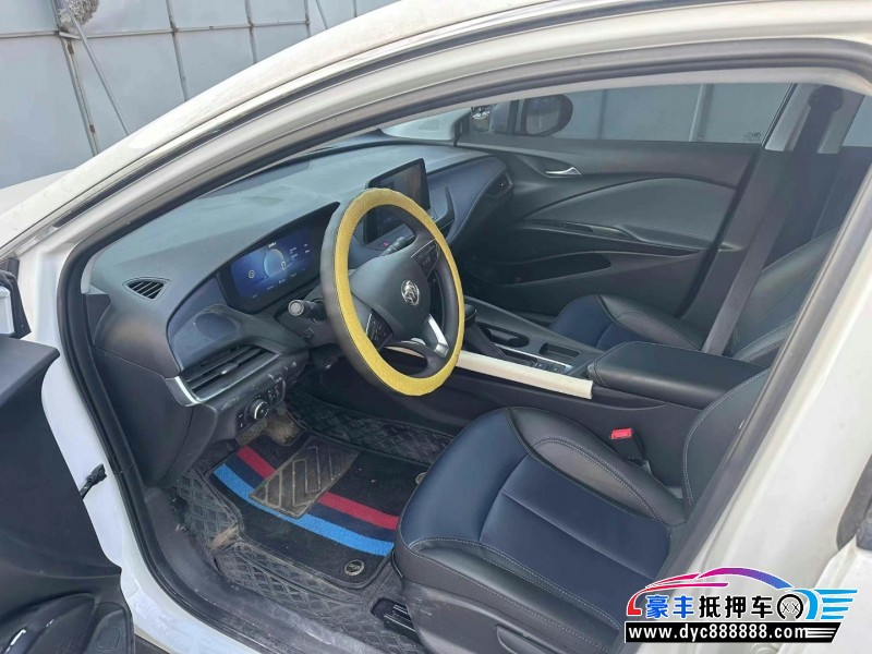 24年别克微蓝轿车抵押车出售