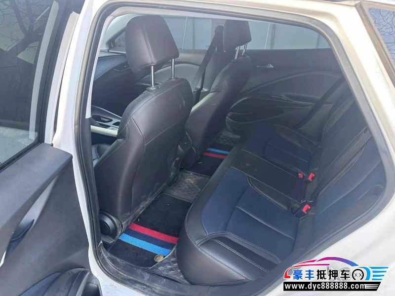 24年别克微蓝轿车抵押车出售