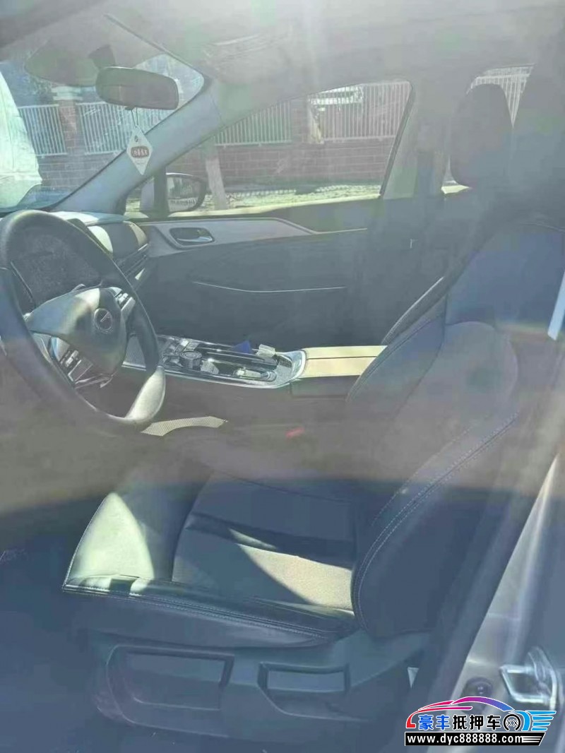 24年传祺魅580轿车抵押车出售