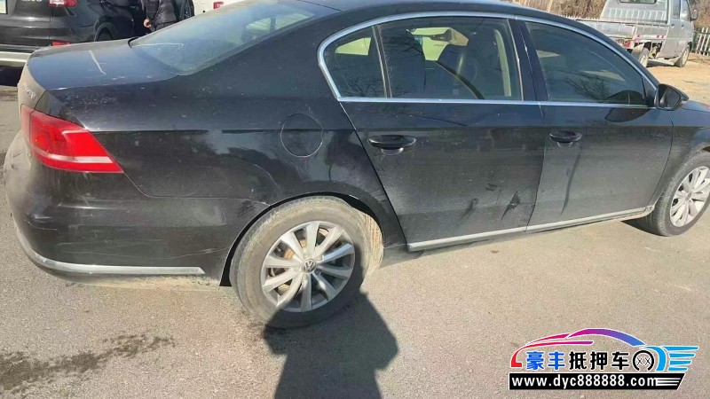 14年大众迈腾轿车抵押车出售