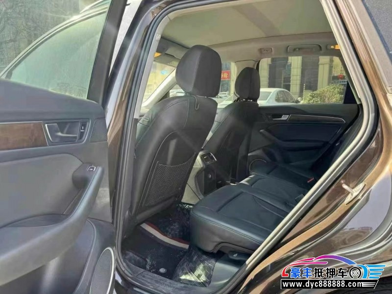 16年奥迪Q5轿车抵押车出售