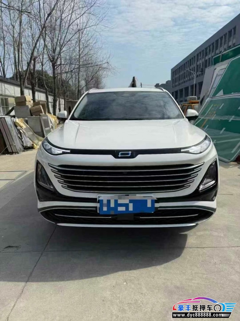 24年奔腾T90轿车抵押车出售